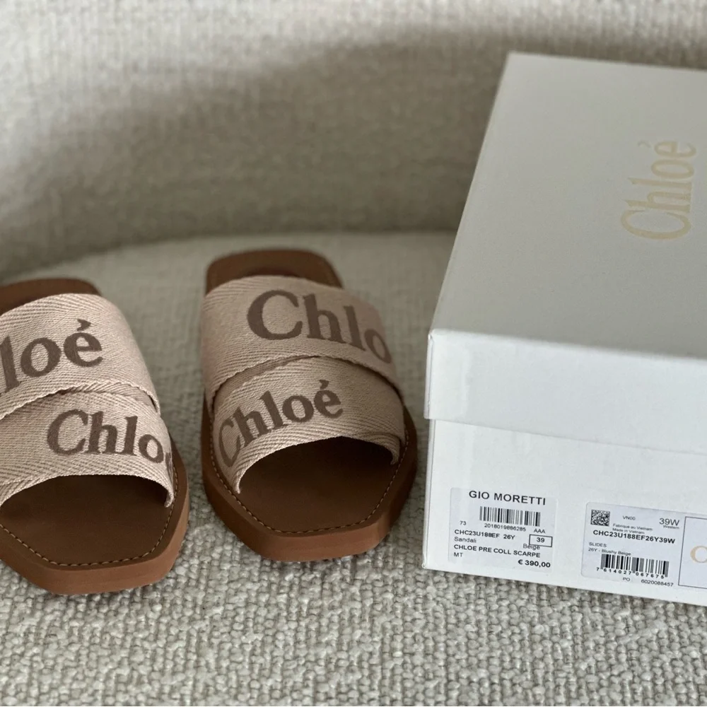COPY - Chloe Women's Woody Logo Slide Sandals - Picture 4 of 12